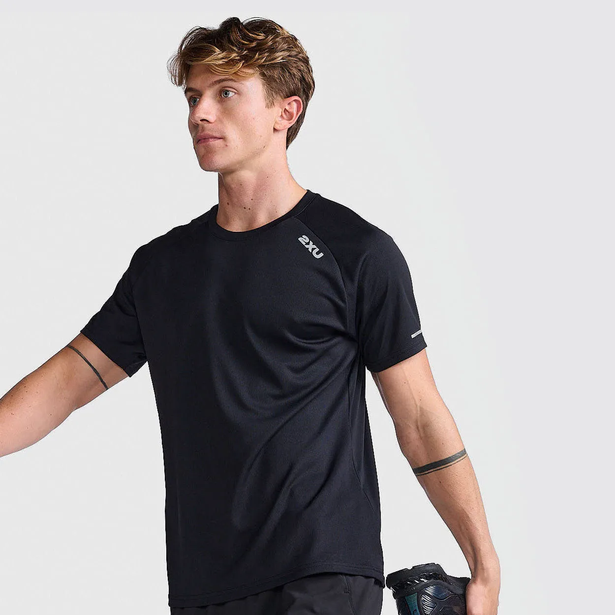 2XU - Aero Tee - Black/Silver Reflective