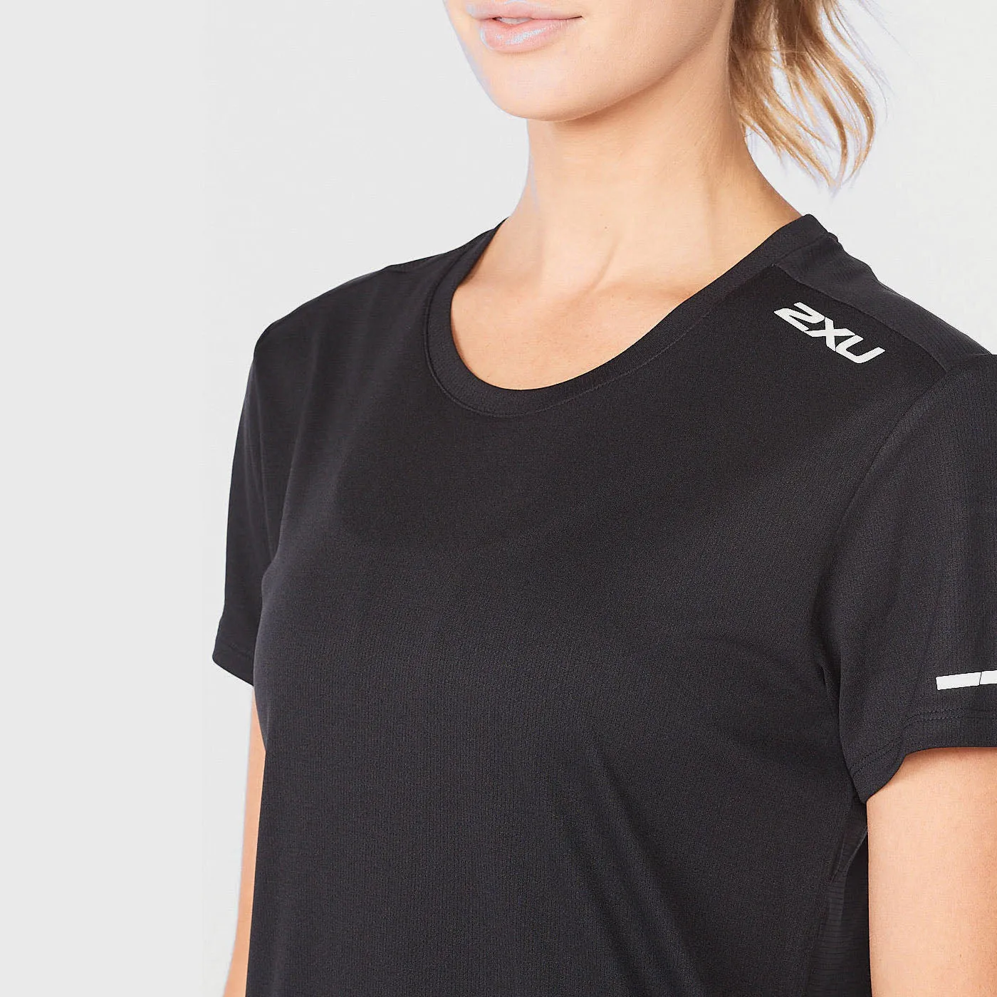 2XU - Women's Aero Tee -  Black/Silver Reflective