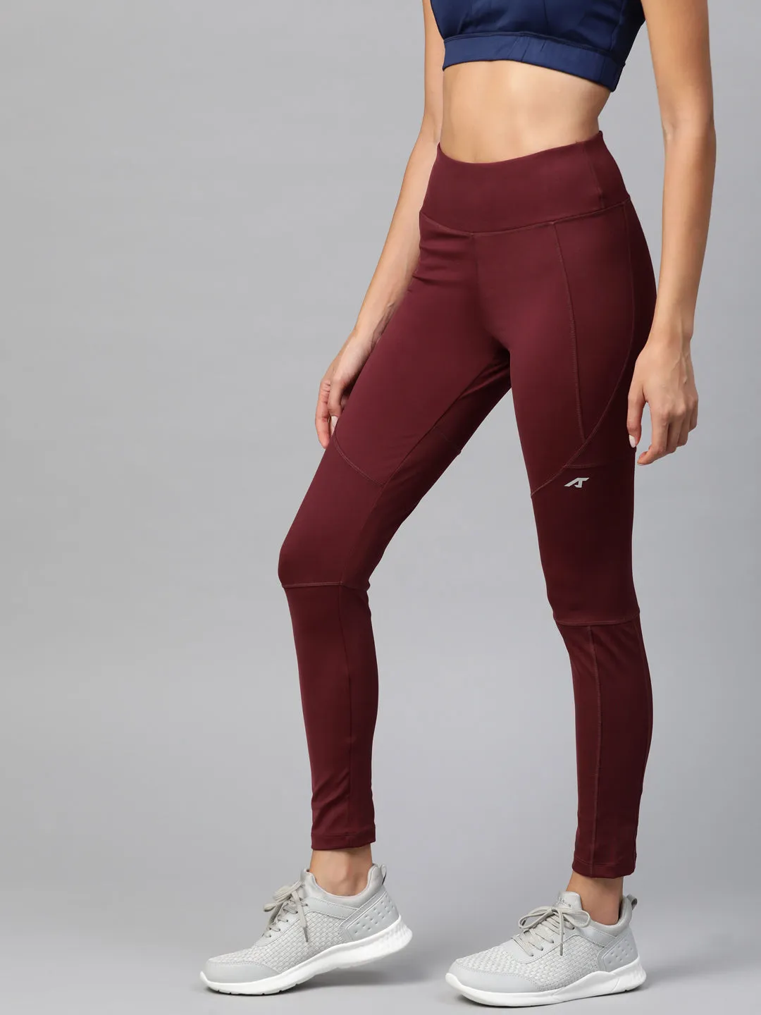 AlcisWomen Maroon Solid Cropped Tights