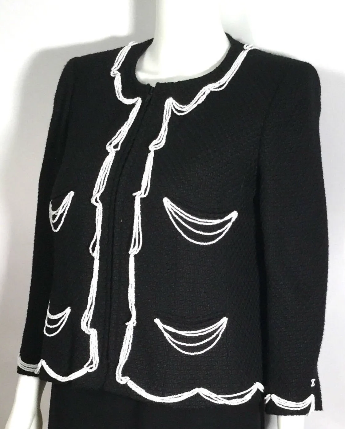 Chanel 03P Spring Black Pearl Scallop Trim wool Cardigan Jacket FR 38 US 4