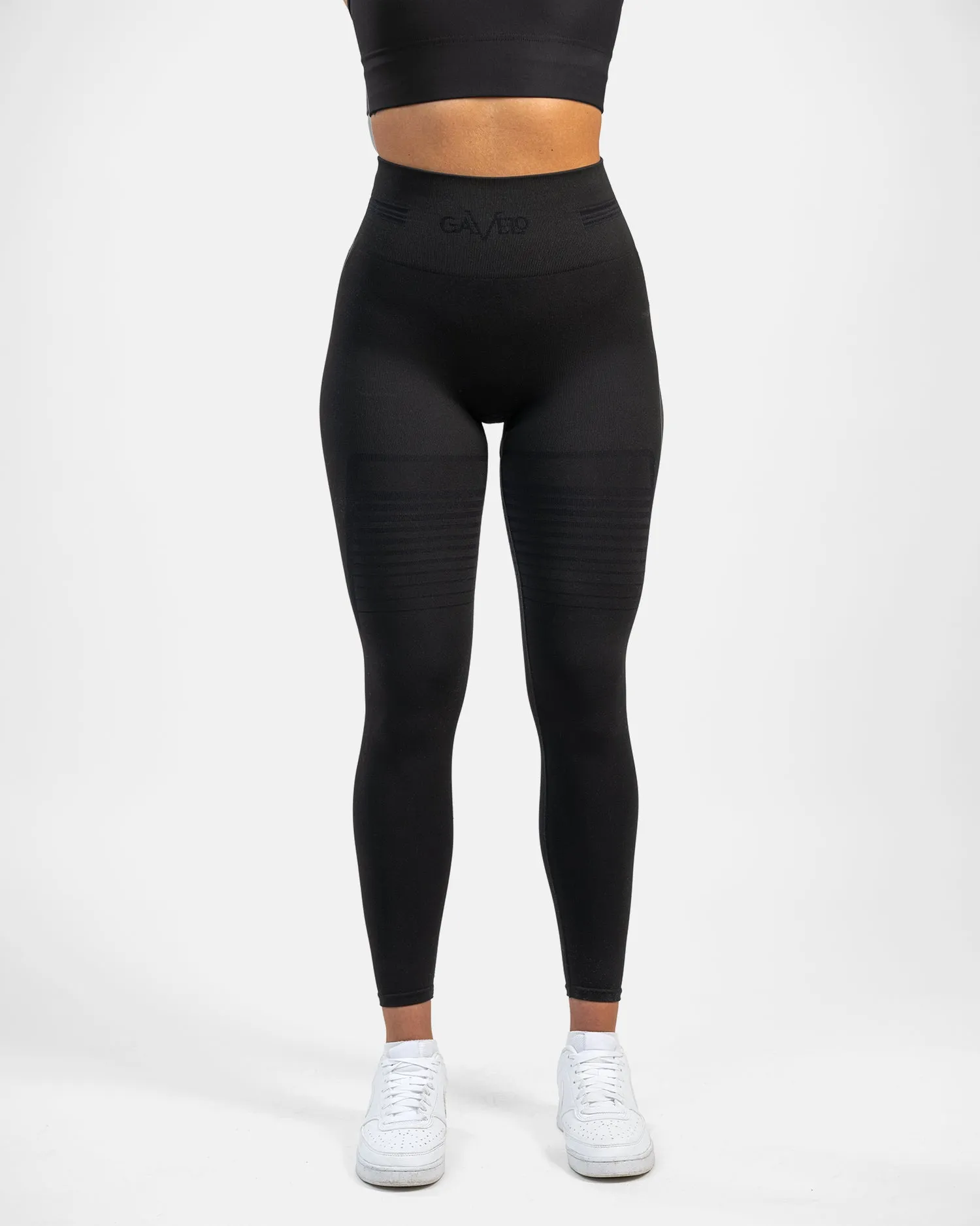 GAVELO Seamless Black Signature Tights