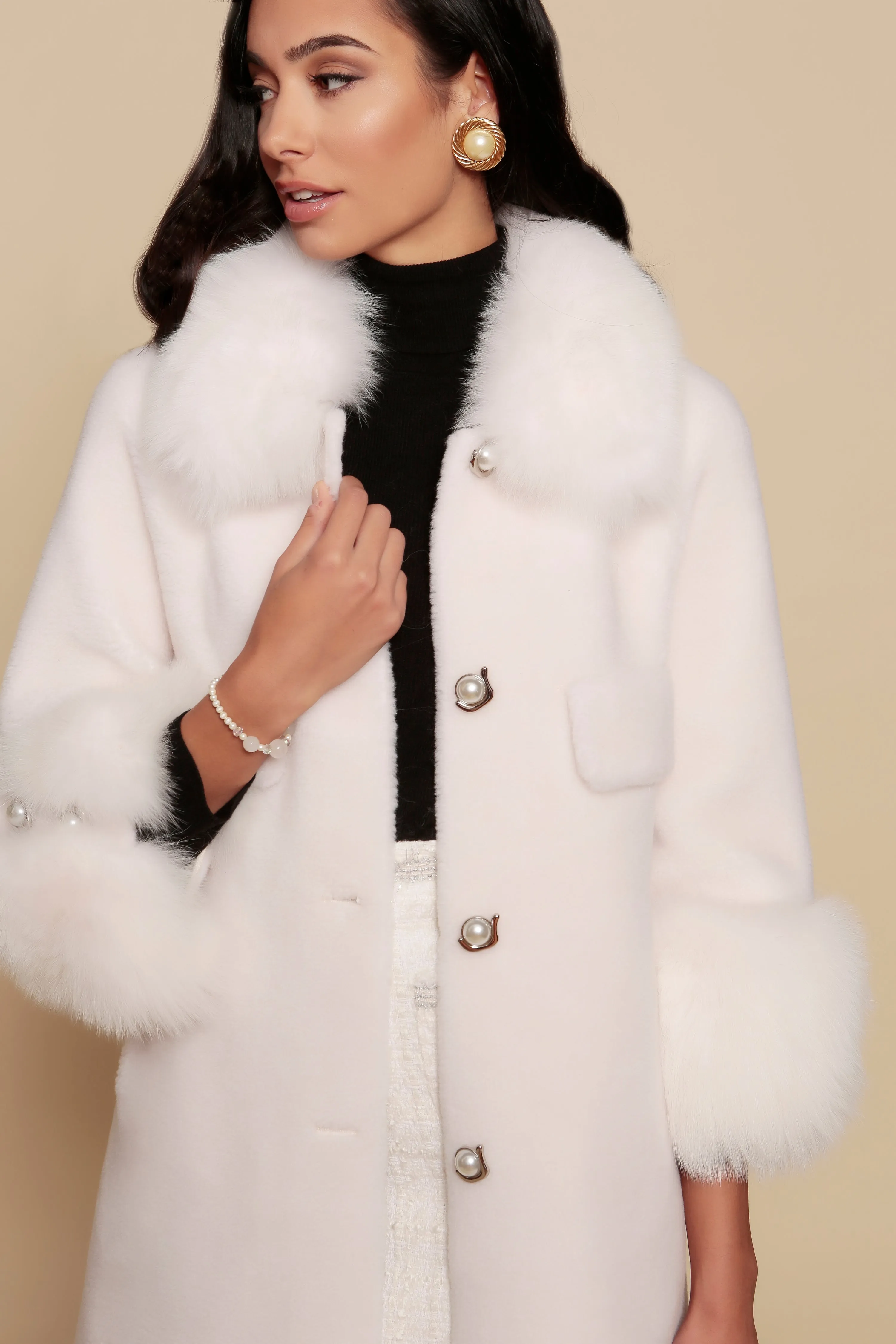 'Hayworth' Wool and Faux Fur Coat in Bianco