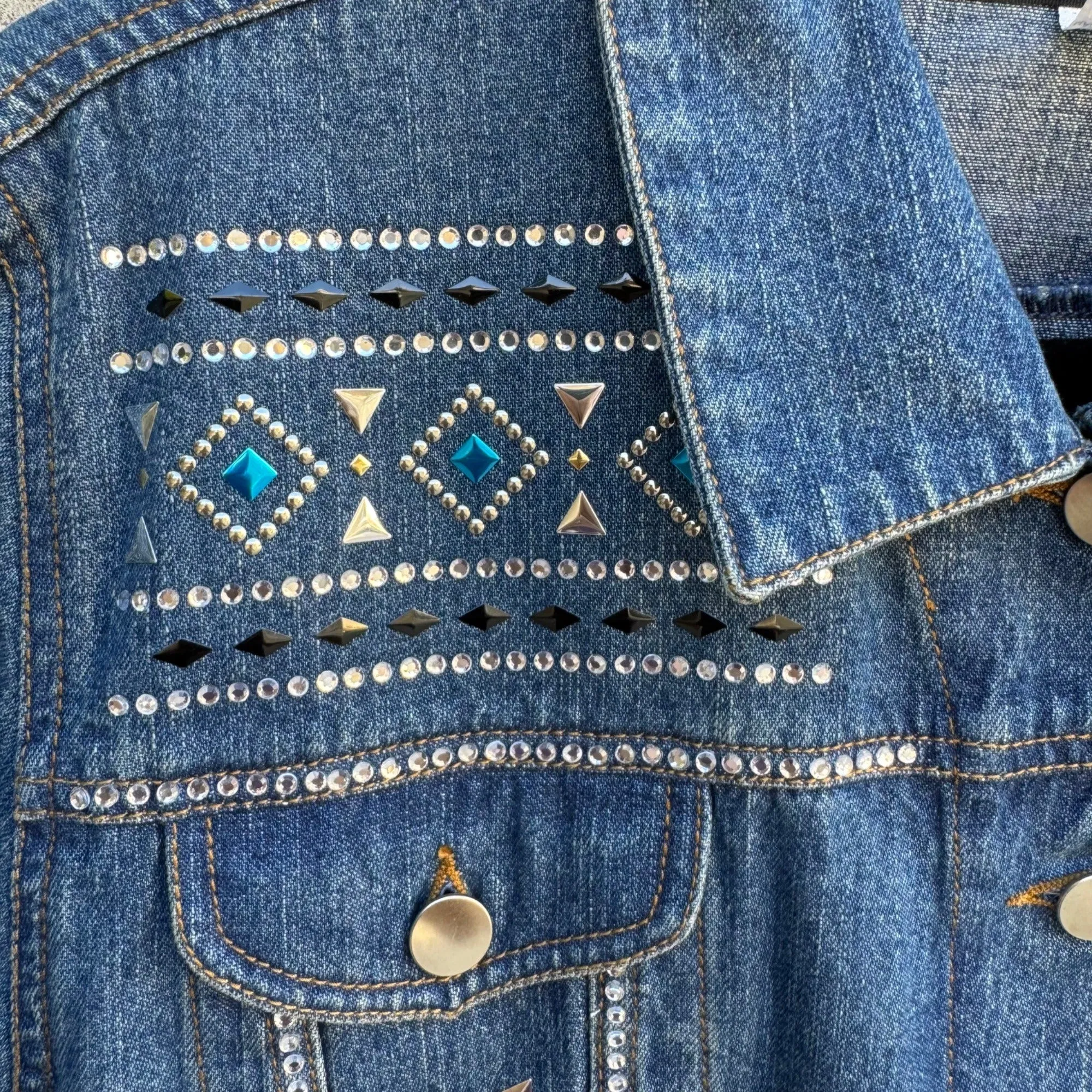 St. Clair Embellished Denim Studded Beaded Geometric Design Silver Teal Jacket L