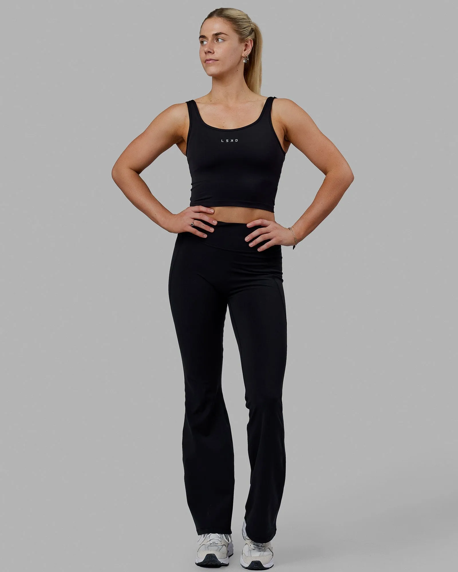 Staple Active Cropped Tank - Black